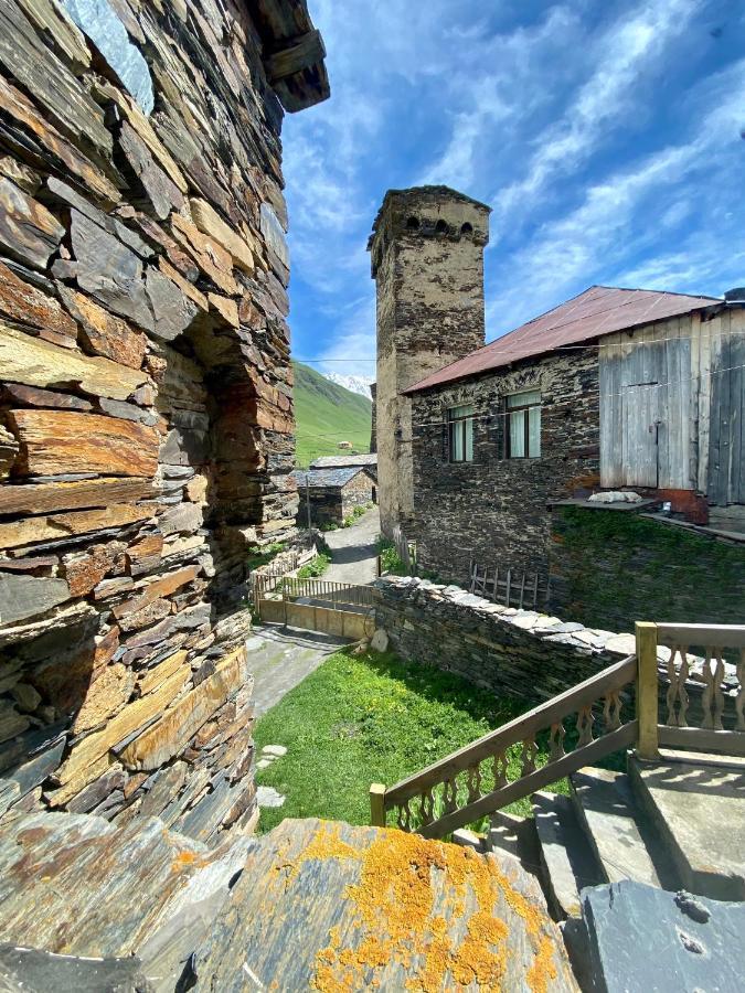Отель Nizharadze'S Tower Ушгули Экстерьер фото