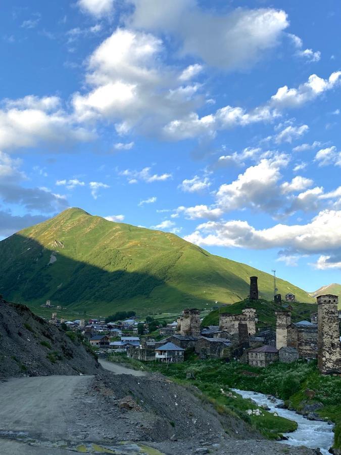 Отель Nizharadze'S Tower Ушгули Экстерьер фото